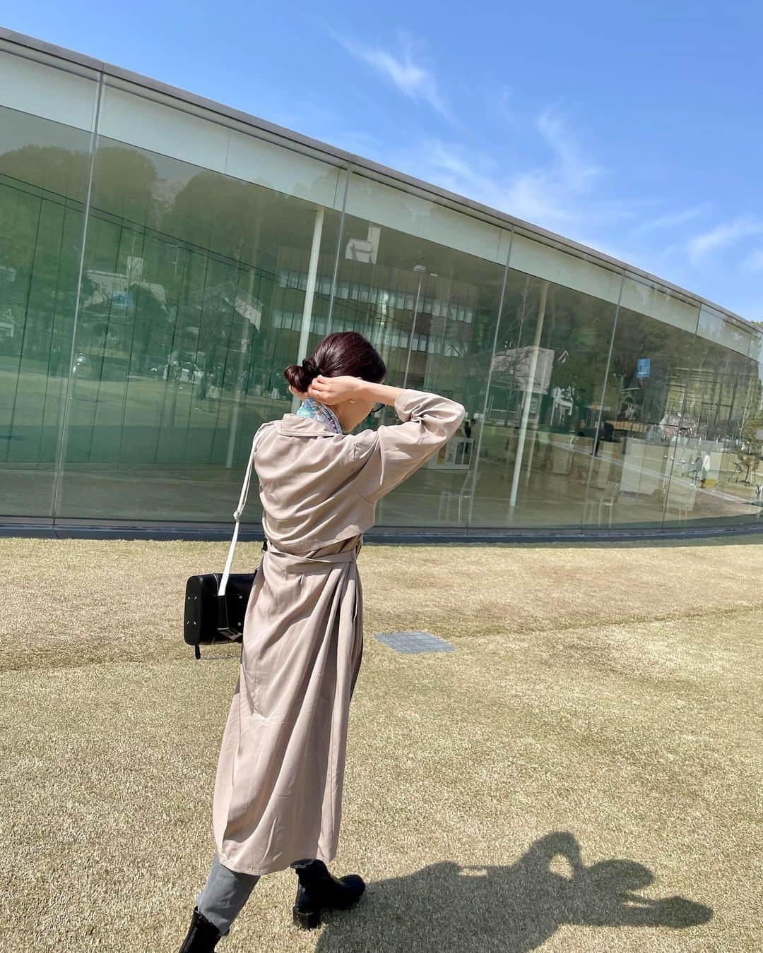 酒井結加のインスタグラム：「21世紀美術館🌸  #金沢旅行#金沢観光#21世紀美術館#桜#お花見#美術館#美術館コーデ#金沢#ZARAコーデ」