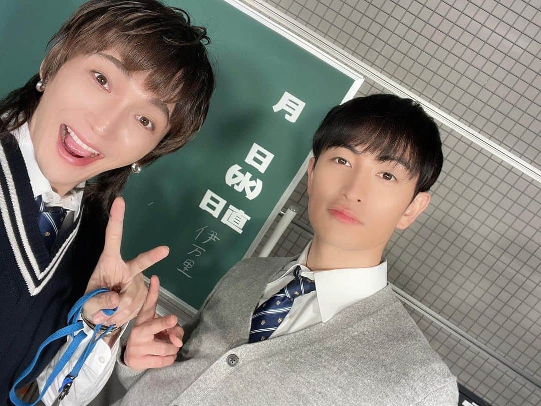 のインスタグラム：「bハイにいまたんきてくれました❤️❤️✨✨✨あー楽しかった✨✨🌈そして続投ひかるちゃんと初登場の松田きゅん✨✨✨すんごくキラキラ＆大人❤️な授業をお送りいたします‼️‼️✨✨✨✨お楽しみに！ #ｂハイ」