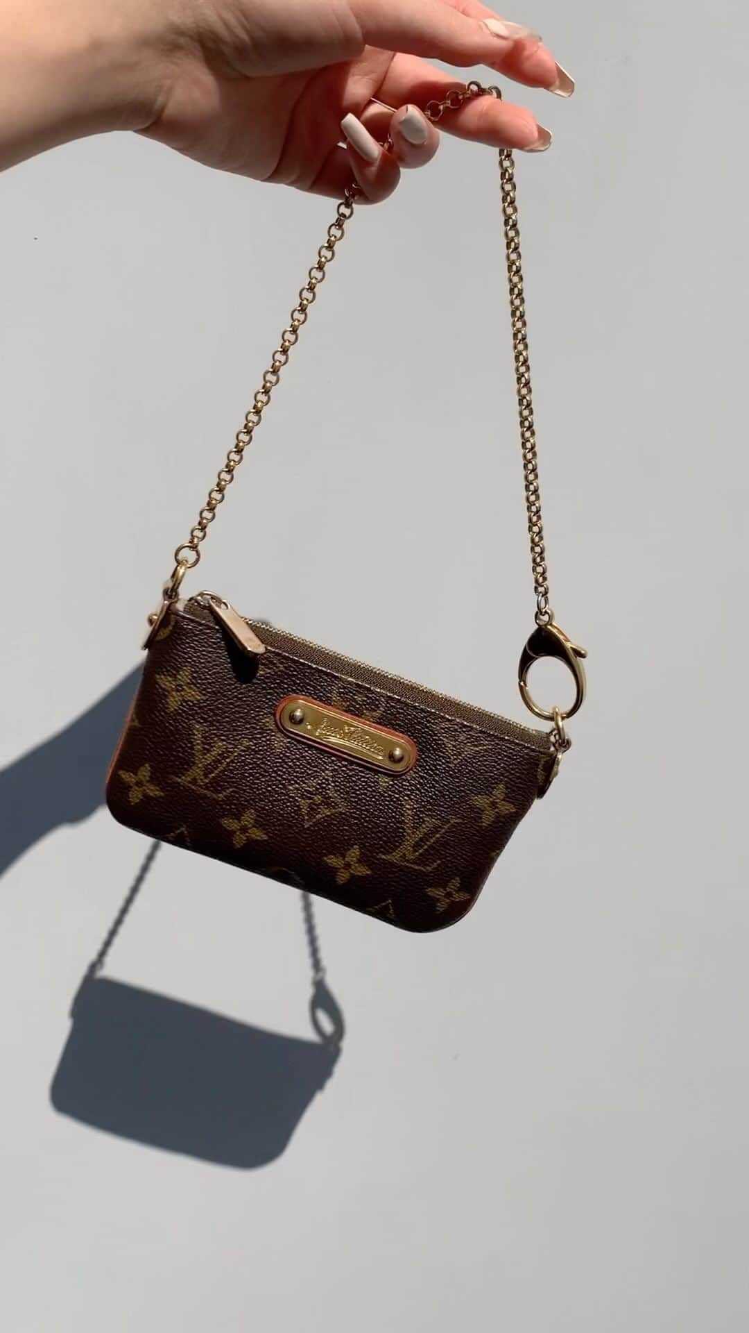 Vintage Brand Boutique AMOREのインスタグラム