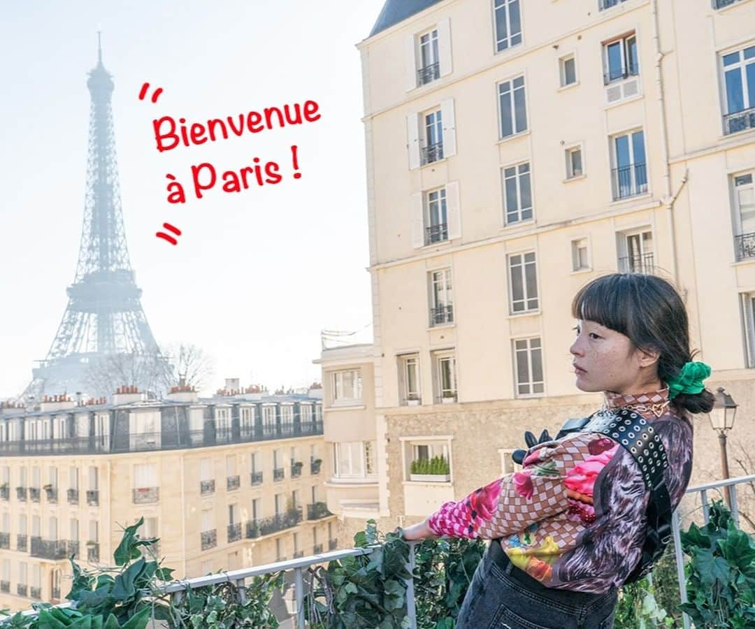 装苑さんのインスタグラム写真 - (装苑Instagram)「🇫🇷モトーラ世理奈 in Paris🇫🇷 モトちゃんがパリの名所をご案内！Vol.01  2023－’24年秋冬コレクションに合わせてロンドンを訪れたモトーラさん。 『装苑』5・7月号の撮影のため、パリにも足を運んでくれました。  撮影の合間を縫って、文化出版局のパリ支局のスタッフとともに、1日限りのパリ観光地巡りの旅に出発です🥖🇫🇷  詳しくはプロフィールのリンクからチェック🔗 @soenonline  #装苑 #soenonline #paris #モトーラ世理奈」4月3日 20時01分 - soenonline