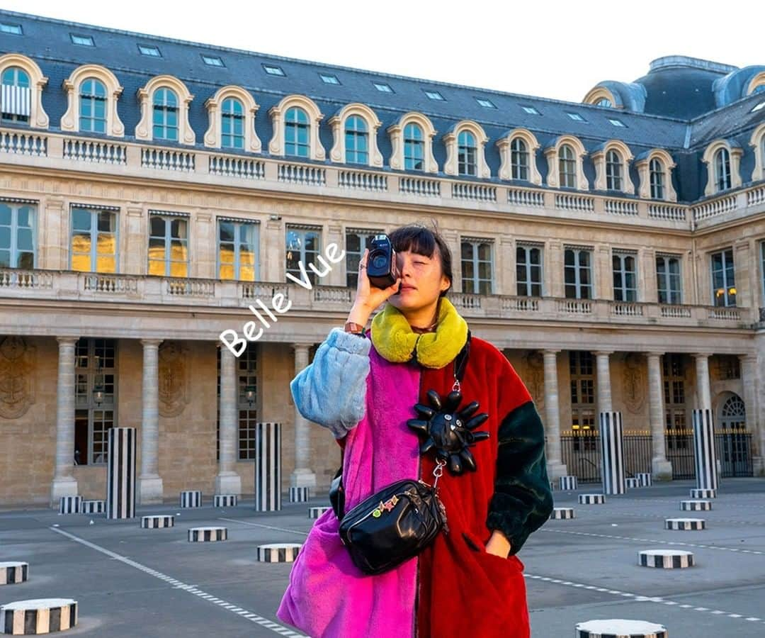 装苑さんのインスタグラム写真 - (装苑Instagram)「🇫🇷モトーラ世理奈 in Paris🇫🇷 モトちゃんがパリの名所をご案内！Vol.01  2023－’24年秋冬コレクションに合わせてロンドンを訪れたモトーラさん。 『装苑』5・7月号の撮影のため、パリにも足を運んでくれました。  撮影の合間を縫って、文化出版局のパリ支局のスタッフとともに、1日限りのパリ観光地巡りの旅に出発です🥖🇫🇷  詳しくはプロフィールのリンクからチェック🔗 @soenonline  #装苑 #soenonline #paris #モトーラ世理奈」4月3日 20時01分 - soenonline