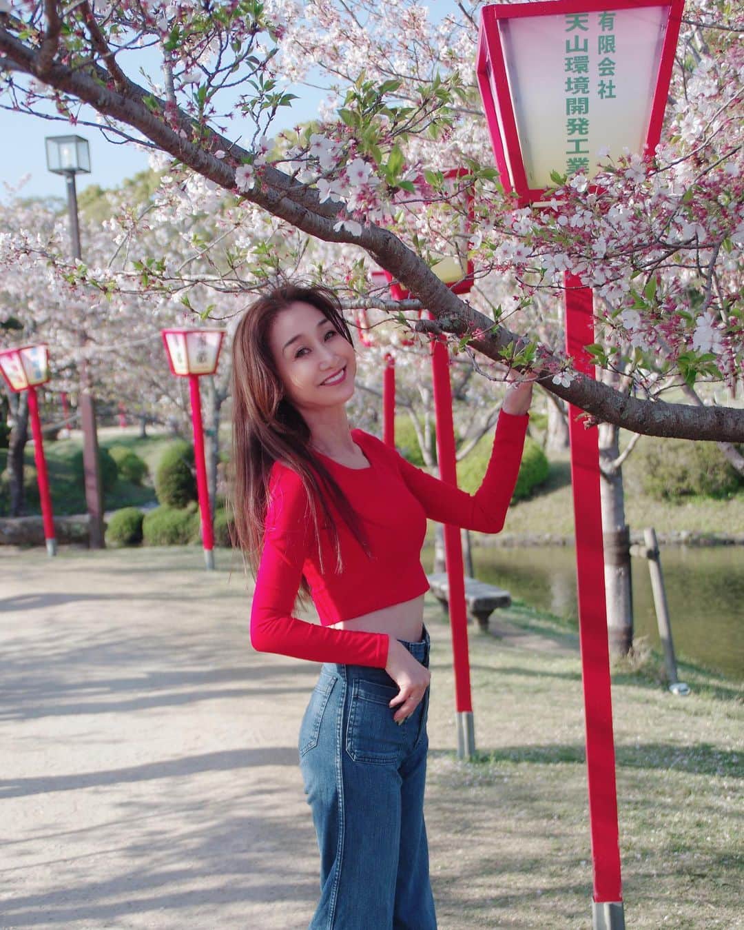 リンさんのインスタグラム写真 - (リンInstagram)「#お花見🌸  #cherryblossomviewing  #赏樱花」4月3日 20時05分 - rinn0626