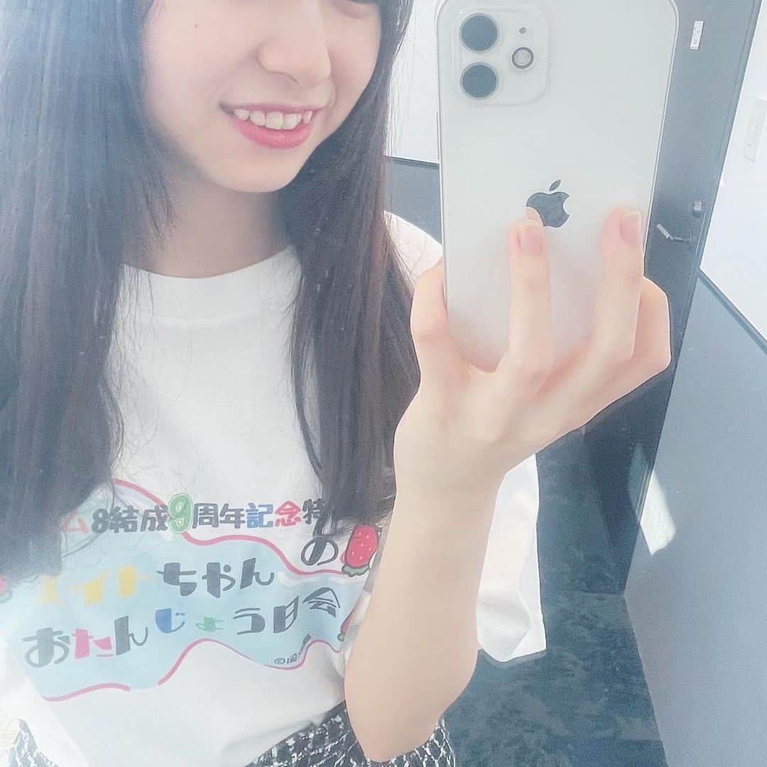 のインスタグラム：「🐝 * チーム8結成9周年🎉 本当にありがとうございます😌 たくさんの皆さんと出逢えたことが チーム8のキセキのひとつです😊 これからもずっとチーム8のこと大好きでいてください☺️💓 * #チーム8結成9周年  #pyonstagram  #AKB48 #チーム8 #チームB #浅井チームB #アイドル #富山 #富山県 #はるpyon #橋本陽菜 #圧倒的橋本陽菜 #橋本陽菜を広める」