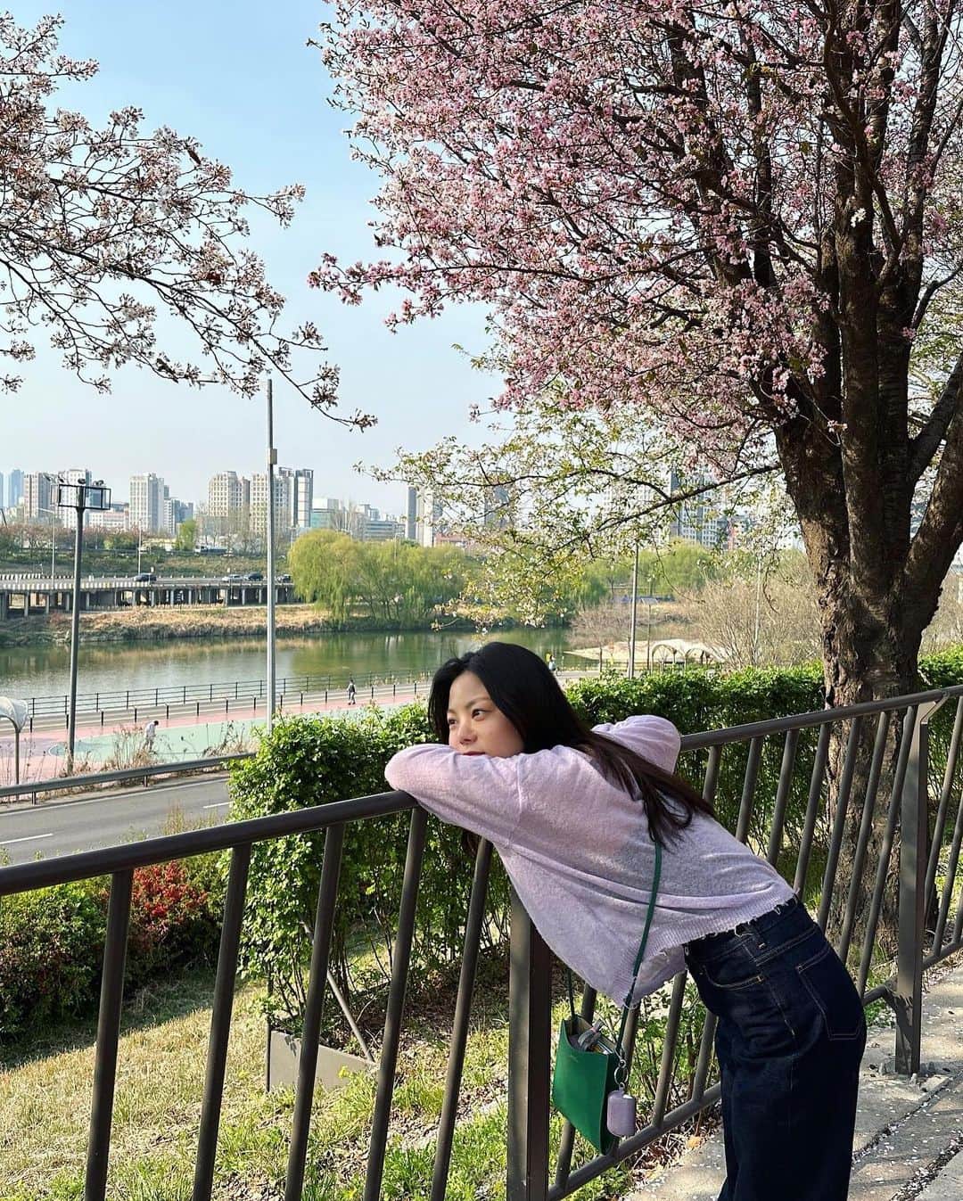 ユン・ジウォンさんのインスタグラム写真 - (ユン・ジウォンInstagram)「🌸」4月3日 20時24分 - yuldion
