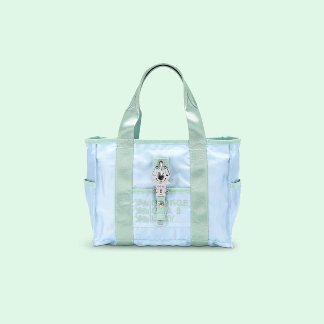 ジョージジーナ&ルーシーのインスタグラム：「NEW COLLECTION IS COMING SOON   EILEEN ULIC, SHE2DAINTY, ANNIEHOW GOOD & BOXERY in blooze   #georgeginalucy #ggl #colorisbag」