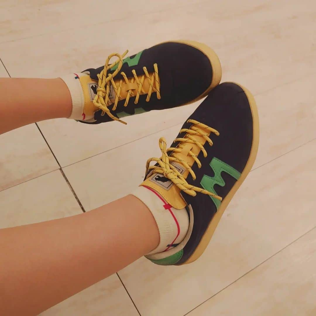 山田彩乃さんのインスタグラム写真 - (山田彩乃Instagram)「新しいスニーカーげっと👟 かわいいかわいい🐻‍❄️ こうなるとまた服も欲しくなっちゃうよねえ #スニーカー #カルフ #karhu」4月3日 20時29分 - ayano.yamada