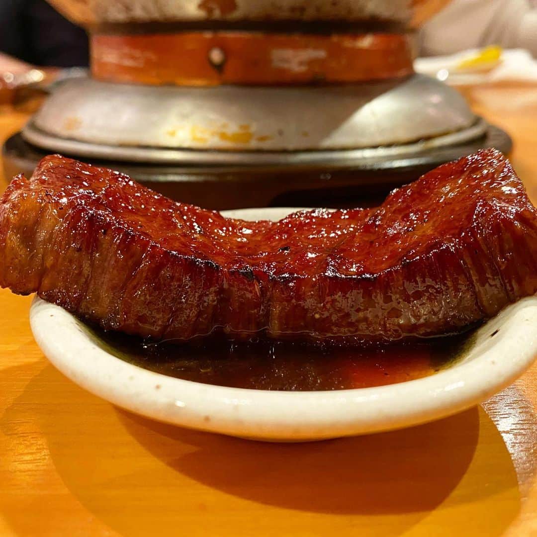 東京肉レポートのグルメインスタ