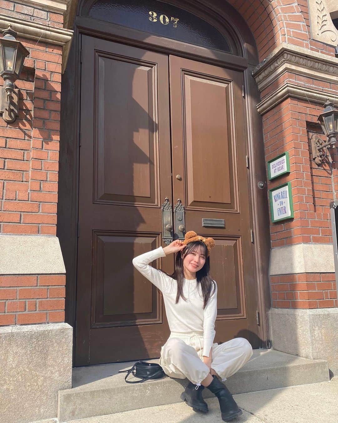 けいこのインスタグラム：「聖地巡礼🐧🤍 ミナちゃんが撮ってたとこ見つけた！」