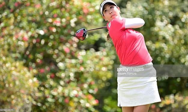 福田真未のインスタグラム：「ヤマハレディースオープン葛城 応援ありがとうございました🫡  ホステスプロとして 試合に出ることができて 嬉しかったです✨  難しいセッティングの中で 沢山学べました🥹 また次に向けて頑張ります⛳️  #Yamaha #葛城ゴルフ倶楽部」