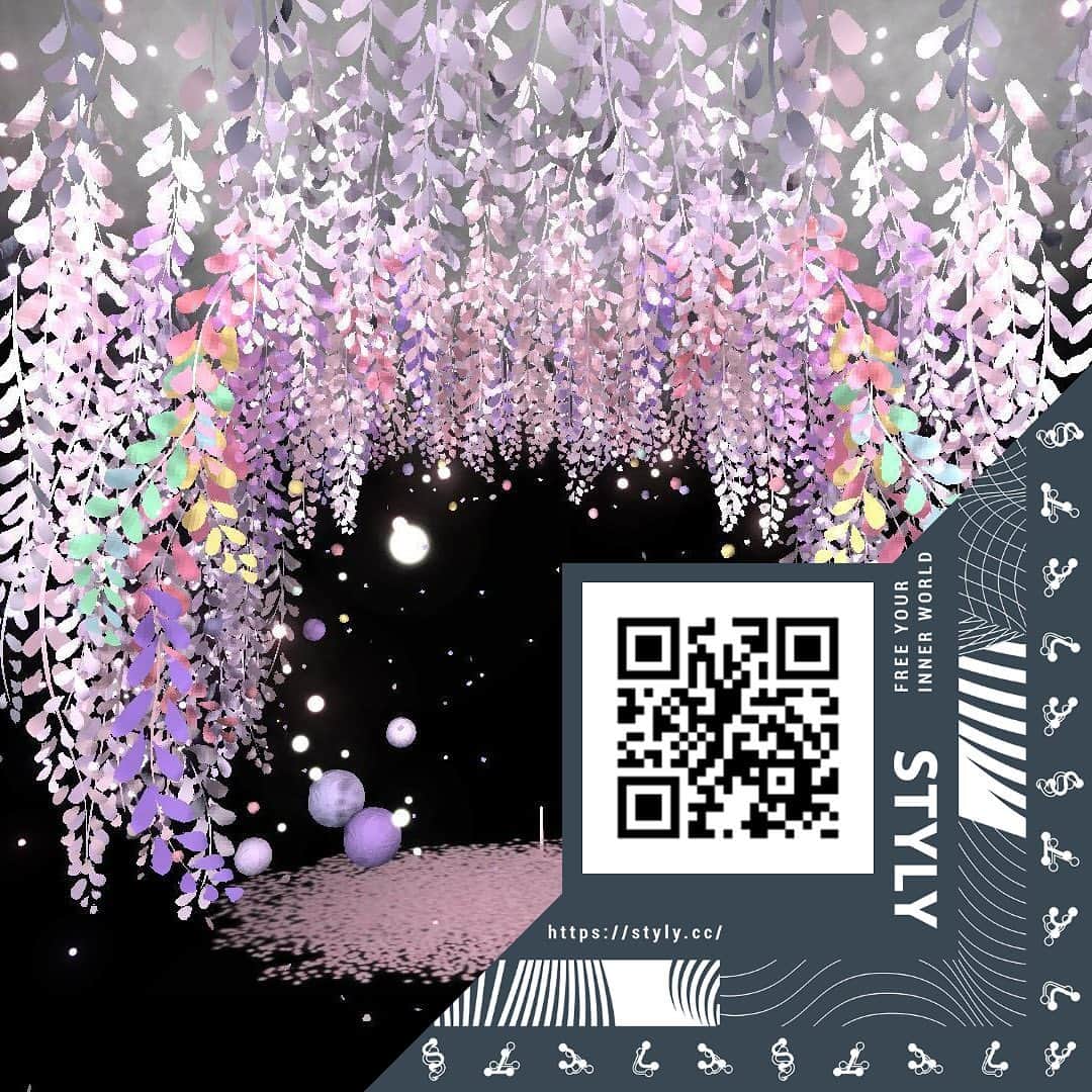 せきぐちあいみのインスタグラム：「My grandmother is in the hospital and can't go out, so I delivered Ohanami with physics and AR!  "Ohanami" is a traditional Japanese event to enjoy viewing cherry blossoms.  入院中の祖母が外出出来ないので物理とARでお花見を届けてきました☺️🌸  AR Appは @styly.global を使いました🌐  #お花見 #AR」
