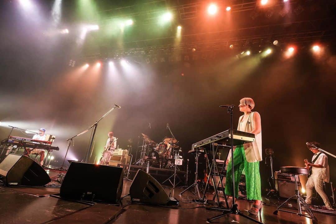 阿部真央さんのインスタグラム写真 - (阿部真央Instagram)「2023.4.2 Never Never Fear @ EX THEATER ROPPONGI  photo by @mori_came   @mitokatsuyuki.official  @susumu_nishikawa_5  @kenichirowadadayo  @yugomaeda」4月3日 21時27分 - abemao_official