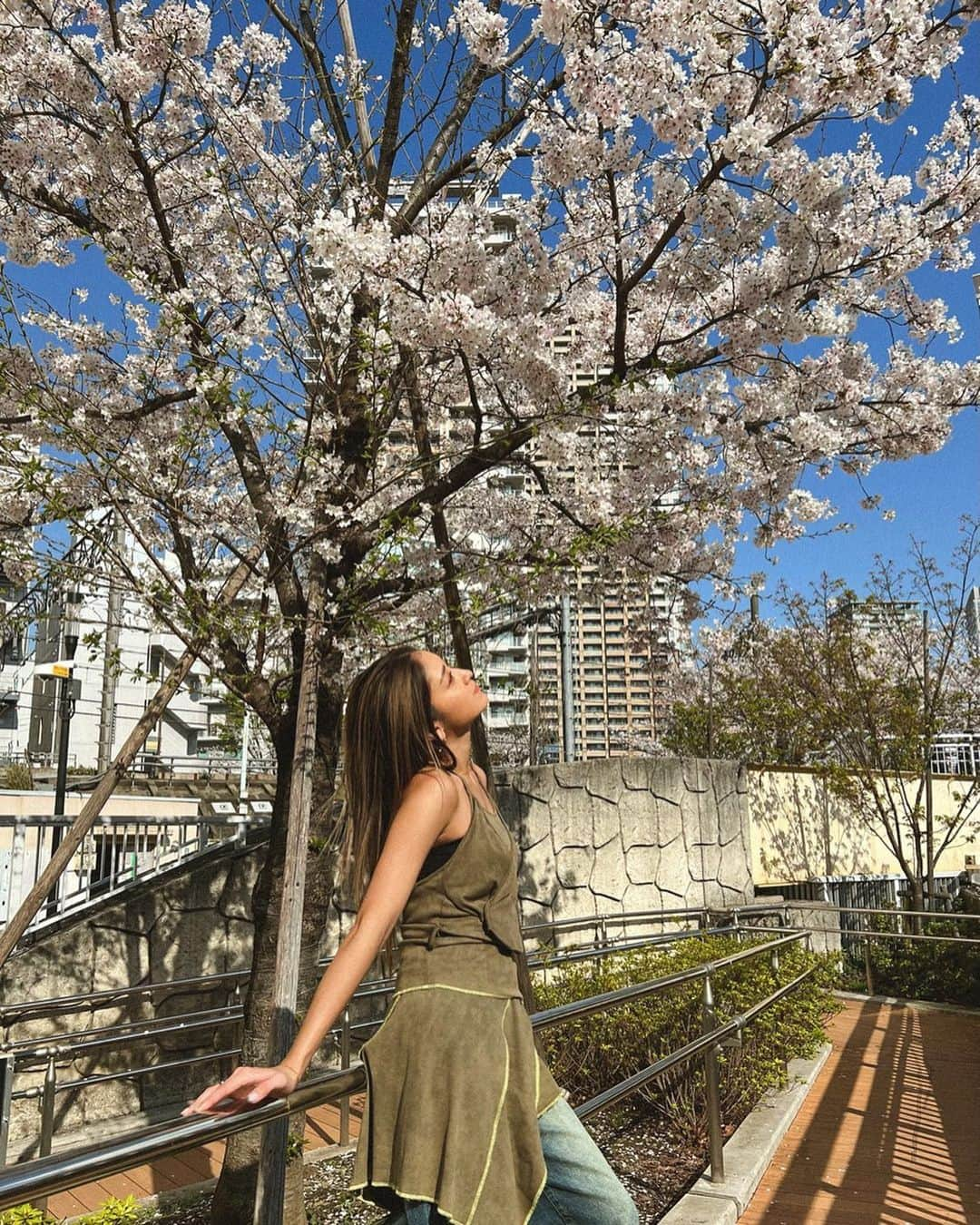 池田美優（みちょぱ）のインスタグラム：「． もう桜の季節終わりますね🌸」