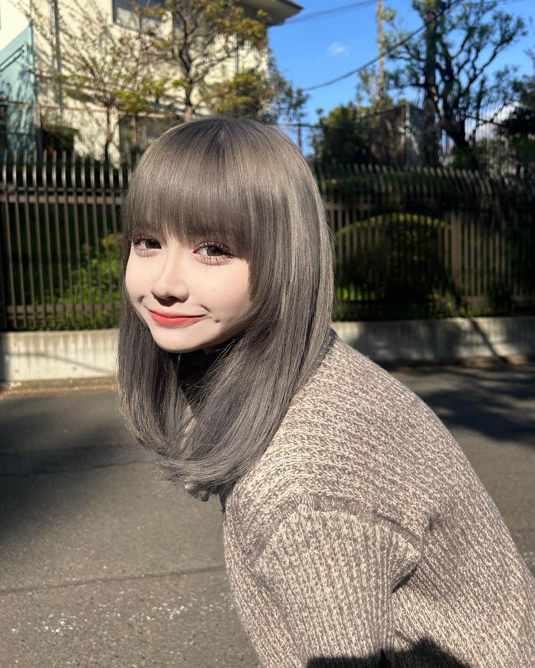 スタイン瑠歌さんのインスタグラム写真 - (スタイン瑠歌Instagram)「髪の毛さらさら女なるためがんばりまふ、」4月3日 21時43分 - luca________1114