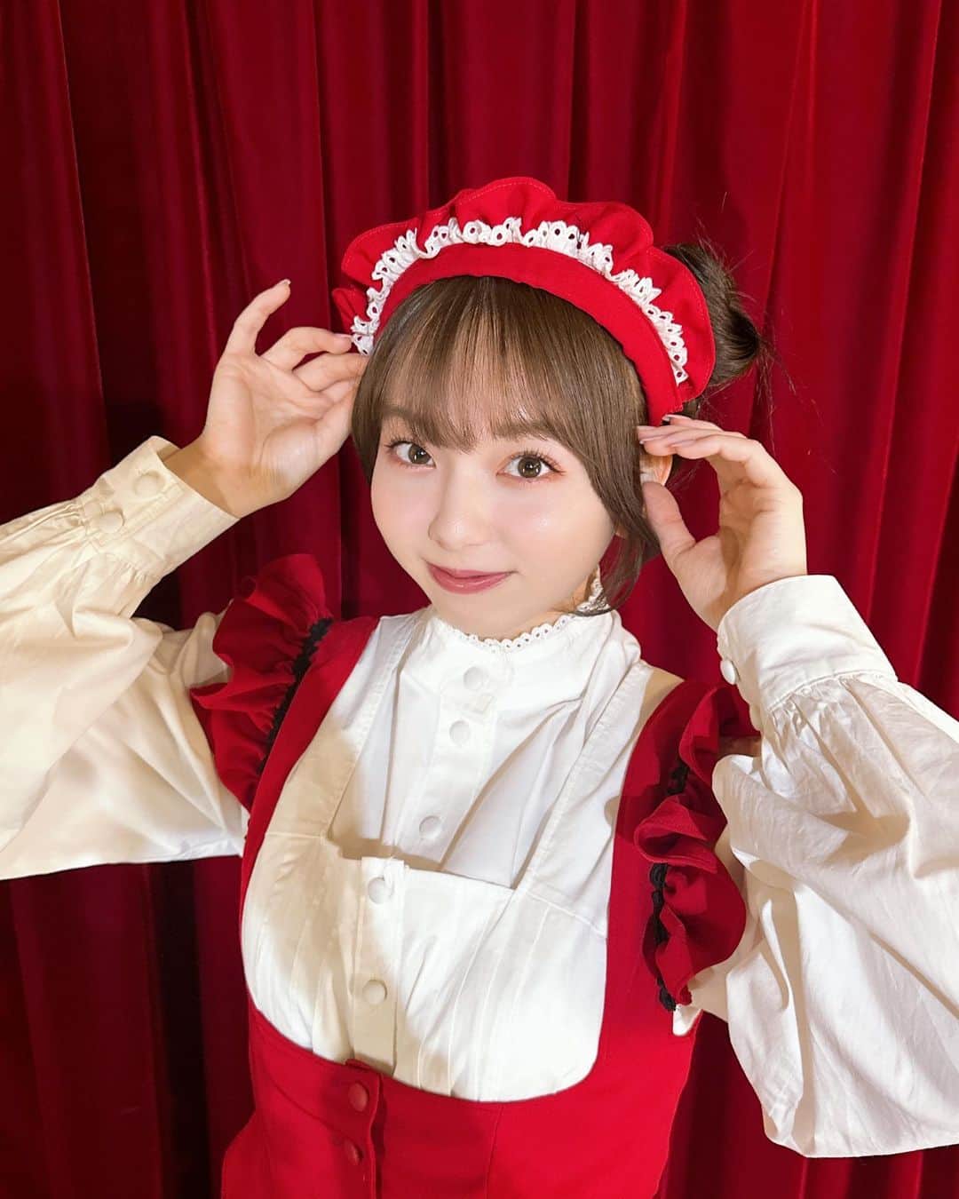 西田ひらりのインスタグラム：「昨日はゆいまるもーどありがとうございました🍀  メイド服似合ってますか…？♡」