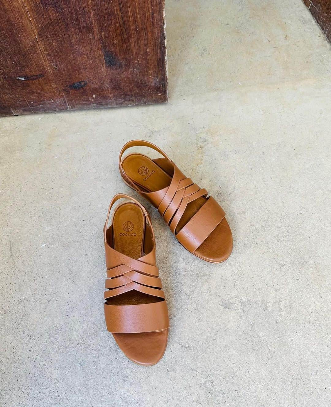 コクリコさんのインスタグラム写真 - (コクリコInstagram)「The Elspet woven sandal.」4月3日 21時46分 - coclicony