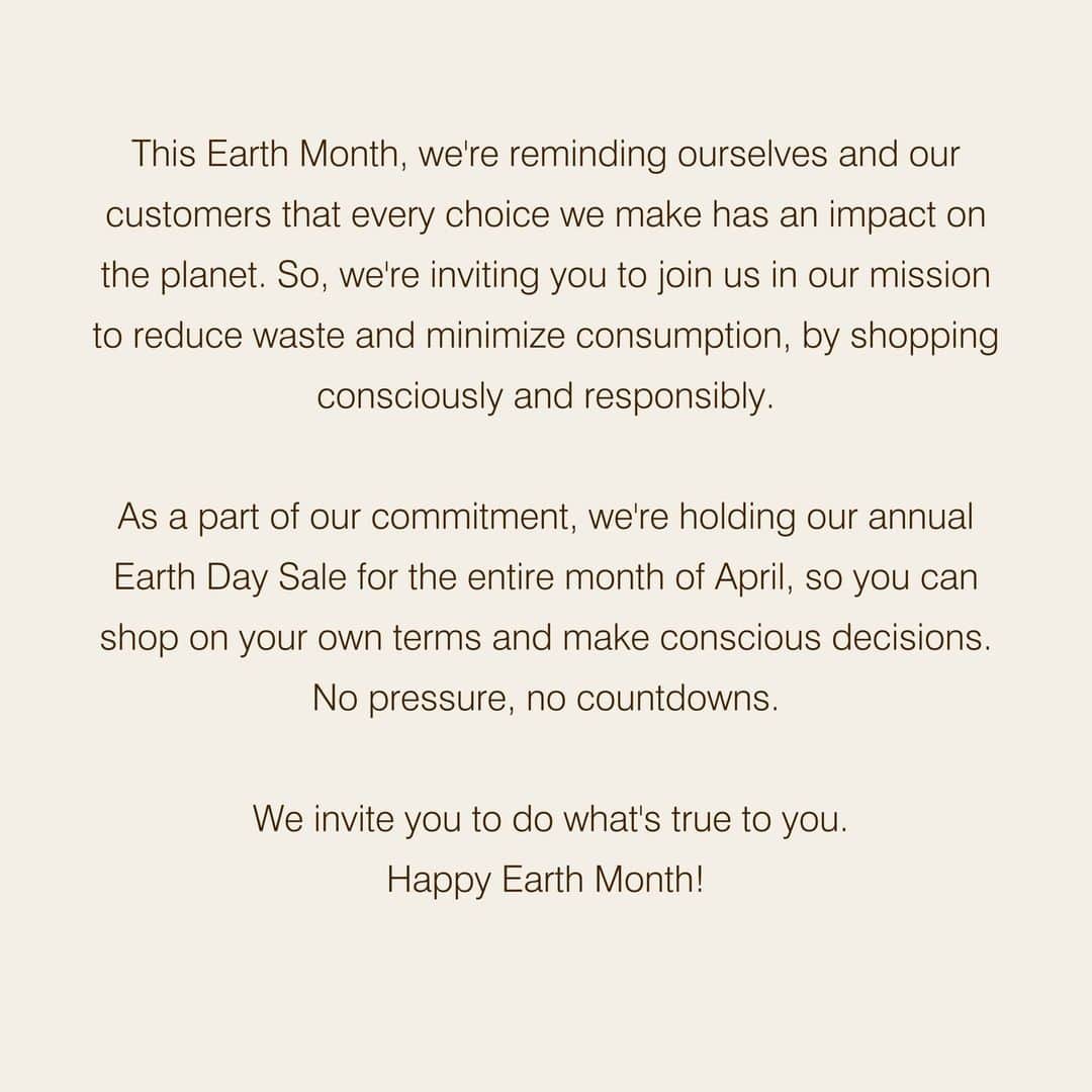 John Masters Organicsさんのインスタグラム写真 - (John Masters OrganicsInstagram)「We're doing things differently this Earth Month. 🌎️⁠ ⁠ Swipe to learn more about our Earth Month Agenda, the foundation of our brand, and the sustainable values we were built off of. 🌿⁠ ⁠ Learn more or shop consciously at www.johnmasters.com. 🤎」4月3日 22時01分 - johnmastersorganics
