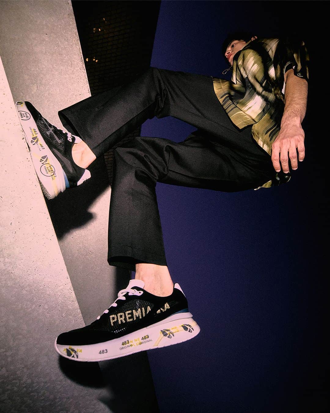 プレミアータさんのインスタグラム写真 - (プレミアータInstagram)「Welcome to the new Moe Run sneakers designed for an international style across the world.  Explore the collection - via link in bio #premiata #SS23 #moerun」4月3日 22時00分 - premiataofficial