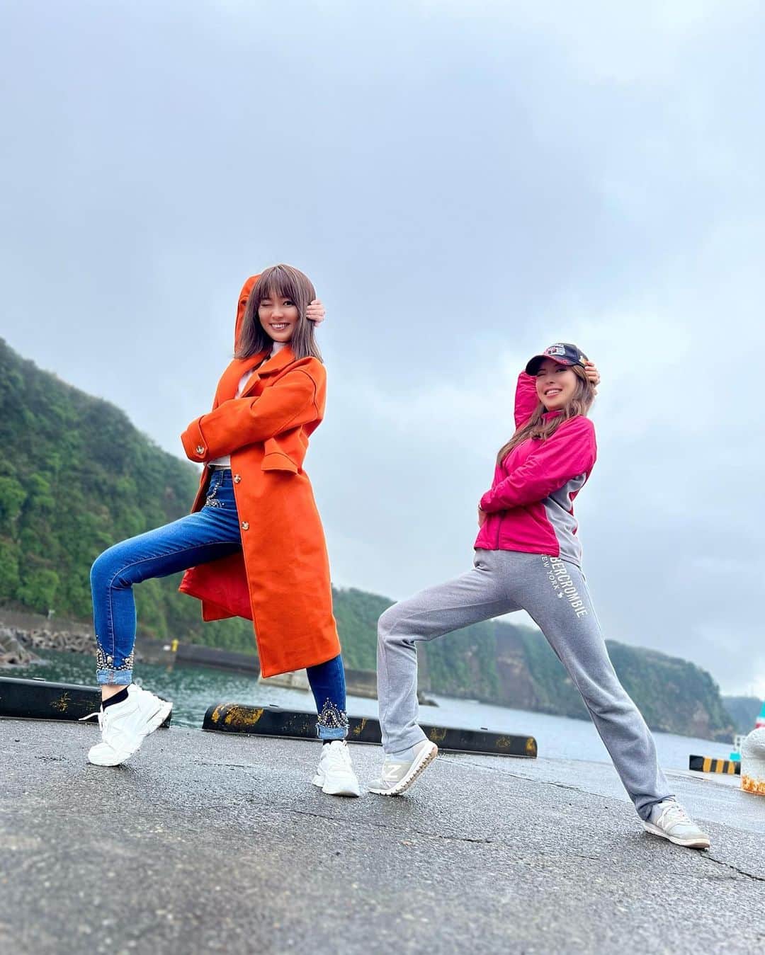 のインスタグラム：「ラストは… 岡田港で渾身の花組ポーズ𓊝𓄹𓄺𓂃𓂃𓂃」