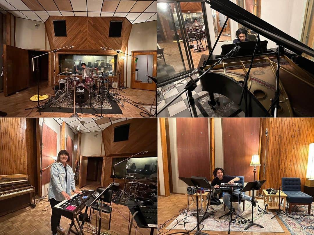 山崎千裕さんのインスタグラム写真 - (山崎千裕Instagram)「2023/03/29 Songwriting and Recording @rukkusroom  with @goldenwest_official  @steviebrock   I’m excited!!! @route14band   #route14band #songwriter #singer #piano #keyboard #drums #synthbass #trumpet」4月3日 23時59分 - chiroyamazaki