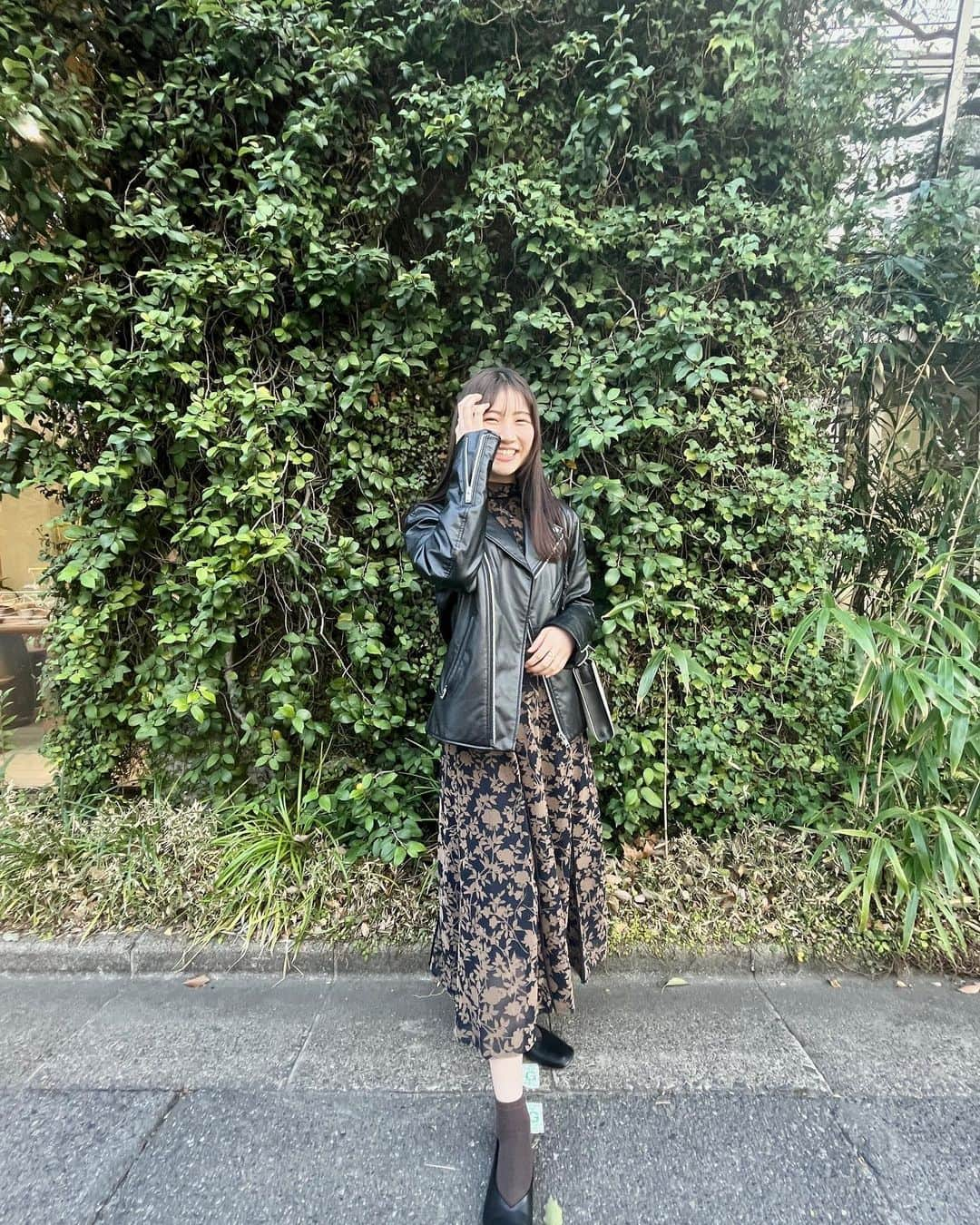 山本帆乃佳のインスタグラム：「Recently 🌿  #ootd #andemiu #allpress #江ノ島 #sanity #目黒川の桜」