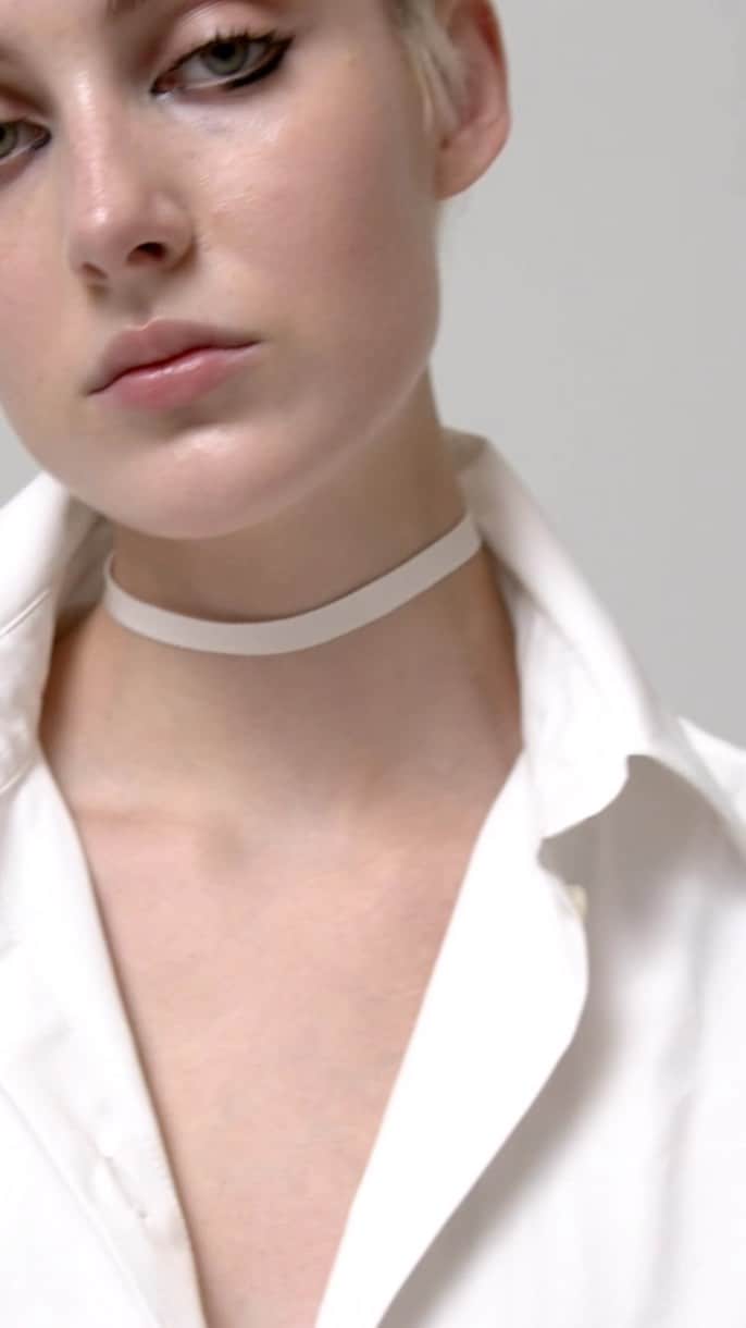 アンタイトルドのインスタグラム：「Spring has bloomed, start the season with elegance & edge. Shop on atelierunttld.com」