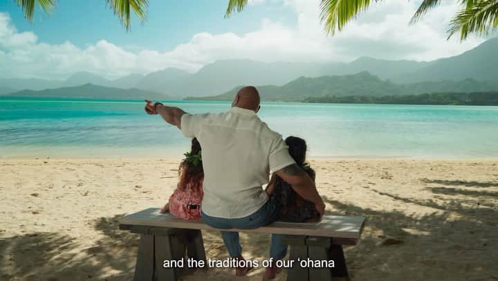 ドウェイン・ジョンソンのインスタグラム：「Deeply humbled to announce we’re bringing the beautiful story of MOANA to the live action big screen!   This story is my culture, and this story is emblematic of our people’s grace, mana and warrior strength.   I wear our culture proudly on my skin and in my soul, and this once in a lifetime opportunity to reunite with MAUI, inspired by the spirit of my late grandfather, High Chief Peter Maivia, is one that runs very deep for me.   We’re honored to partner with @DisneyStudios to tell our story through the realm of music and dance, which at the core is who we are as Polynesian people.   Much more to come, but until then  What can I saaaaaay except…  You’re welcome 🪝」