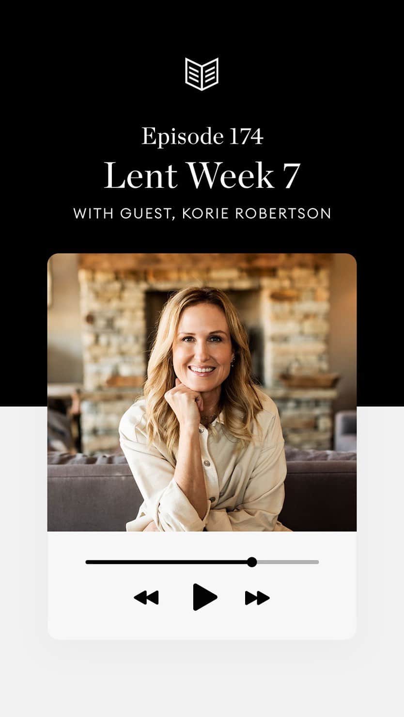 コリー・ロバートソンのインスタグラム：「We’ve made it to Holy Week! You don’t want to miss this conversation that @raechelmyers and @biblewilliams have with this week’s special guest and friend, @bosshogswife . Having wrapped up our time in Chronicles, the three discuss the highs, lows, and intimate moments with Jesus we encounter in this week’s scriptures. Join us as we walk the final days leading to Resurrection Sunday when we will celebrate the good news of Jesus conquering death and securing our eternal life with Him.   Listen along on any popular podcast streaming platform! 🎧   #SheReadsTruthPodcast」