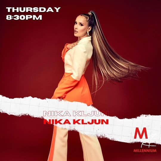 Nika Kljunのインスタグラム：「𝙄𝙉𝘿𝙐𝙎𝙏𝙍𝙔 𝘾𝙇𝘼𝙎𝙎! 🧨 This Thursday 8:30pm at @mdcdance 👊🏼 Sign up now before it’s full! #dancetraining . Can’t wait to see you 😍 Get that training in a safe and fun environment. 💪🏼💃🏼🔥… because you deserve it! . #dance #millenniumdancecomplex #thisthursday #nikakljun #danceclass #dancers #dancecommunity #danceindustry」
