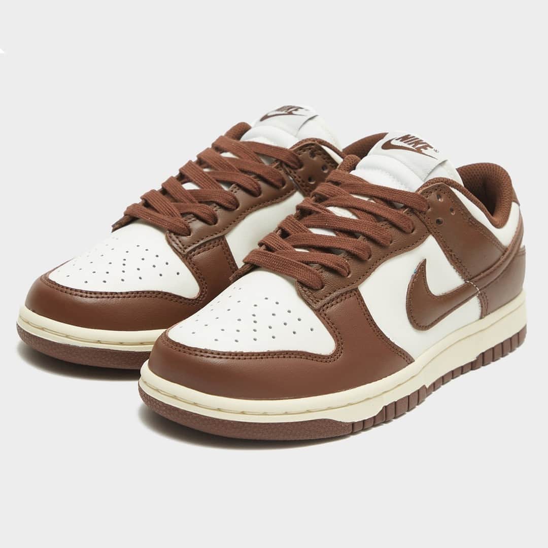 Sneaker Newsさんのインスタグラム写真 - (Sneaker NewsInstagram)「New photos of the upcoming Nike Dunk Low "Mocha/Sail" for women! These are too clean. LINK IN BIO for a closer look.」4月4日 3時25分 - sneakernews