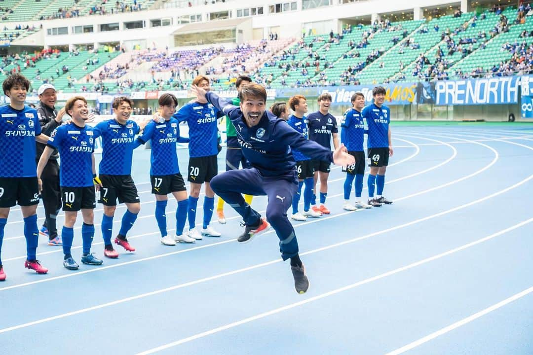 伊佐耕平さんのインスタグラム写真 - (伊佐耕平Instagram)「3 points 🤝🔥⚽️  #レゾド2万人 #繋　 #人生は常に今から」4月4日 9時13分 - isakoooooo