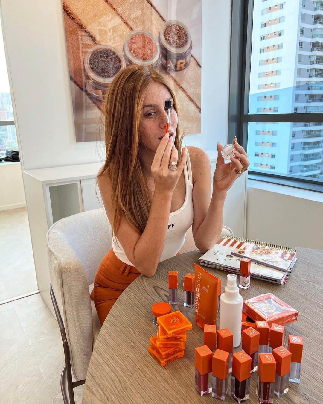 マリ・マリアのインスタグラム：「A construção do produto faz toda a diferença! Foco nos pilares 👍💪🫰🥹 que a gente chega la 🧡」