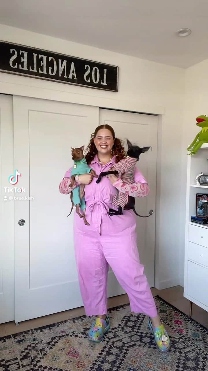 ブリー・キッシュのインスタグラム：「🎀 ootd 🎀」