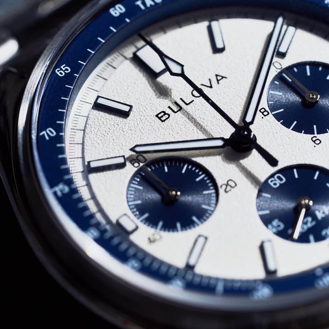 ブローバのインスタグラム：「Blast off with the newest edition of the legendary Lunar Pilot, engineered for astronomical conditions and worn on the moon on August 2, 1971 during the Apollo 15 mission.   The stellar chronograph features original design elements, including the same case size. Now available with a bold blue-and-silver or deep black dial on a silver-tone stainless steel case and bracelet, as well as an interchangeable NATO leather strap—plus a proprietary high-precision quartz movement for all your successful missions here on Earth.  #Bulova #BoldatHeart — ⏱: 98K112 MSRP: $895 CASE: ø 43.5mm  ⏱: 96K111 MSRP: $895 CASE: ø 43.5mm」