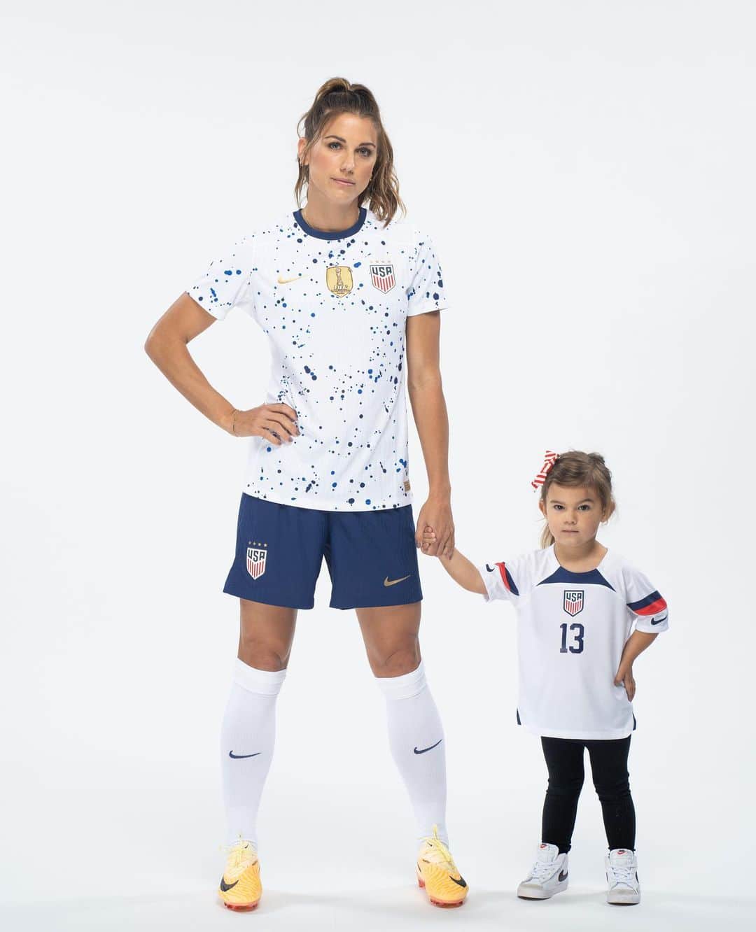 アレックス・モーガンのインスタグラム：「New kits same ‘tude」