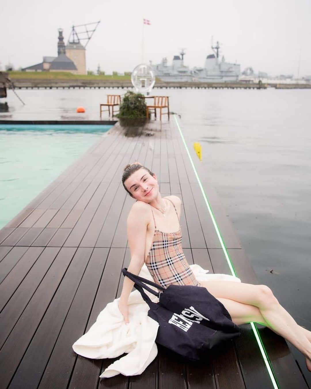 DYLAN MULVANEYさんのインスタグラム写真 - (DYLAN MULVANEYInstagram)「DYLAN DOES DENMARK DUMP- thank you @olehenriksen for the most incredible trip ever, best products and best people. My heart is still smiling! ❤️ 📸 @lestreetedit」4月4日 7時08分 - dylanmulvaney