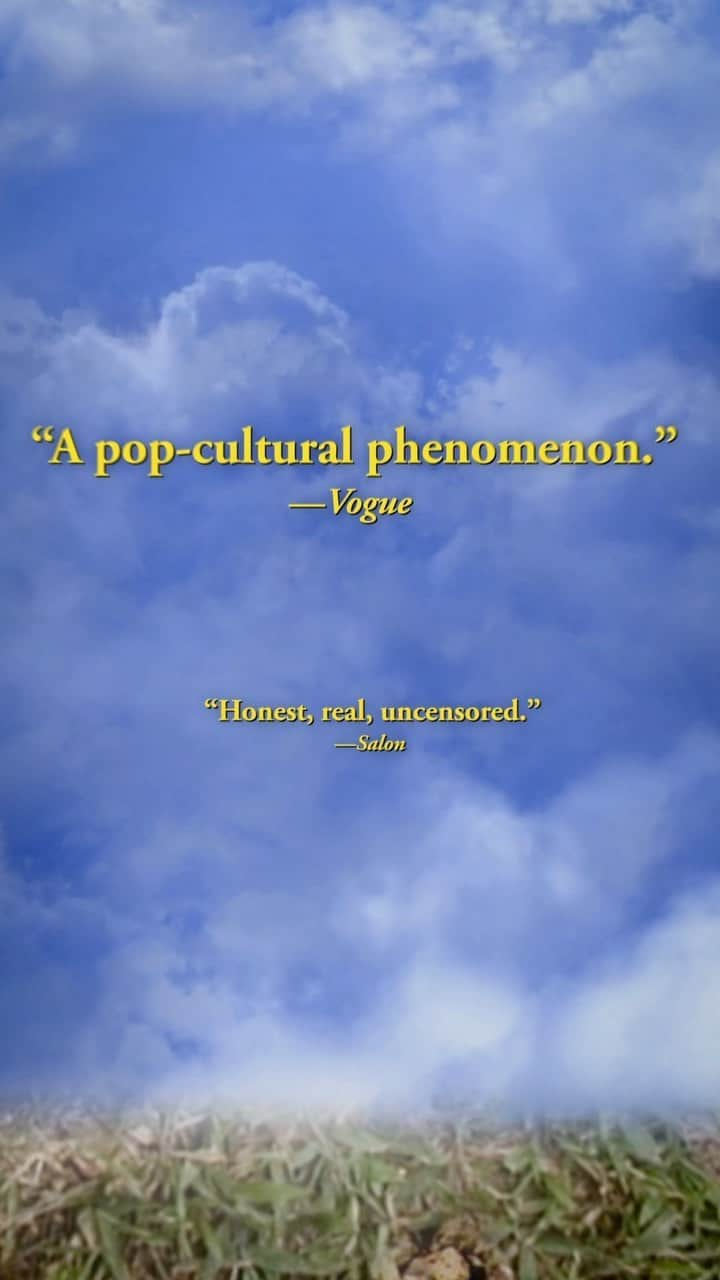 ジェネット・マッカーディのインスタグラム：「since when did they start making commercials for books ? does the music sound like a dr seuss movie score or is it just me ? why are the voices so… hot ? i have a lot of questions」