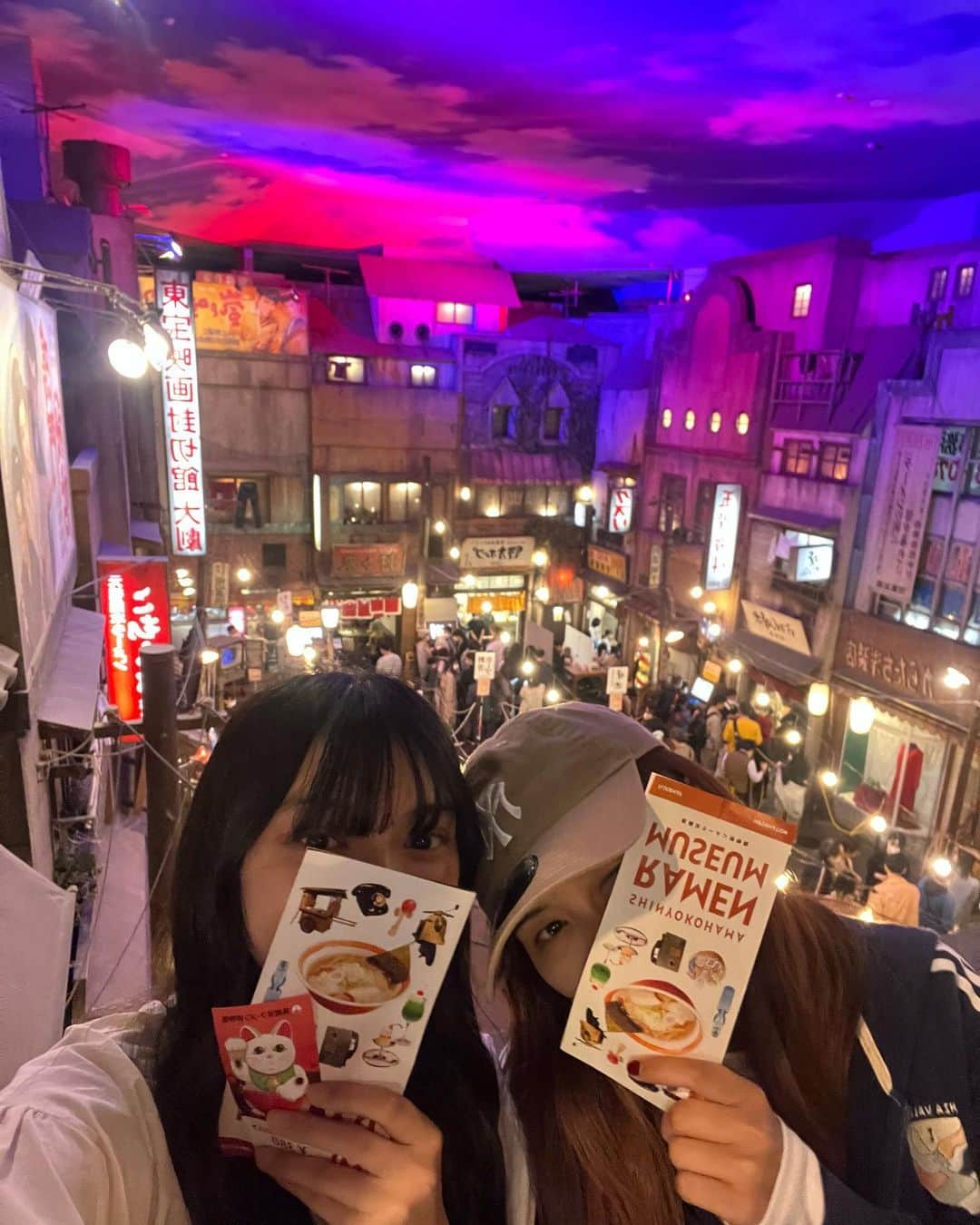 小寺結花さんのインスタグラム写真 - (小寺結花Instagram)「・ ラーメン博物館に行ってきました^ ^  短期留学から帰ってきてラーメンを食べたいというお姉ちゃんのリクエスト🍜  内装可愛くてラーメン美味しくて本当に楽しかった☺︎☺︎」4月4日 17時42分 - yuikakodera_box