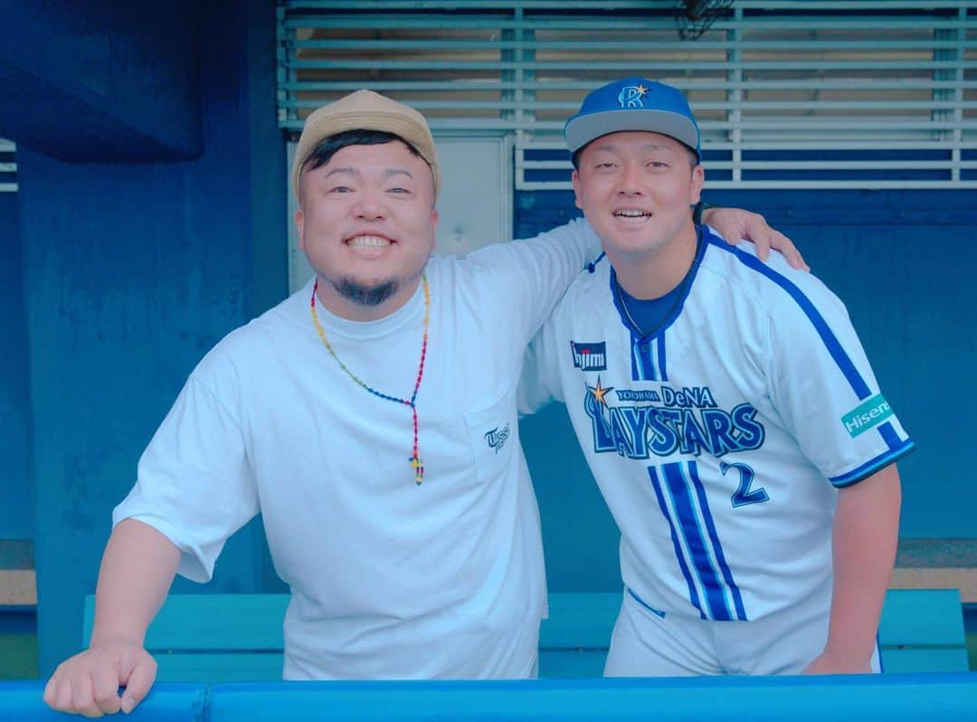 HIPPYのインスタグラム：「いよいよ本拠地開幕戦！ ハマスタで牧秀悟オリジナル応援歌 "We Can Make It"が流れる!!! ※ストーリー、リール、投稿にも是非  感謝！うまくいく！できる！ そんな意味が込められた楽曲が 声出し応援解禁と共に歓喜の歌になりますように！  行け！牧秀悟！  #横浜頂戦  #ベイスターズ  #baystars  #牧秀悟  #デスターシャ  #大声出そうぜ  #声出し  #牧が好きだと叫びたい  #横浜スタジアム  #横浜denaベイスターズ」