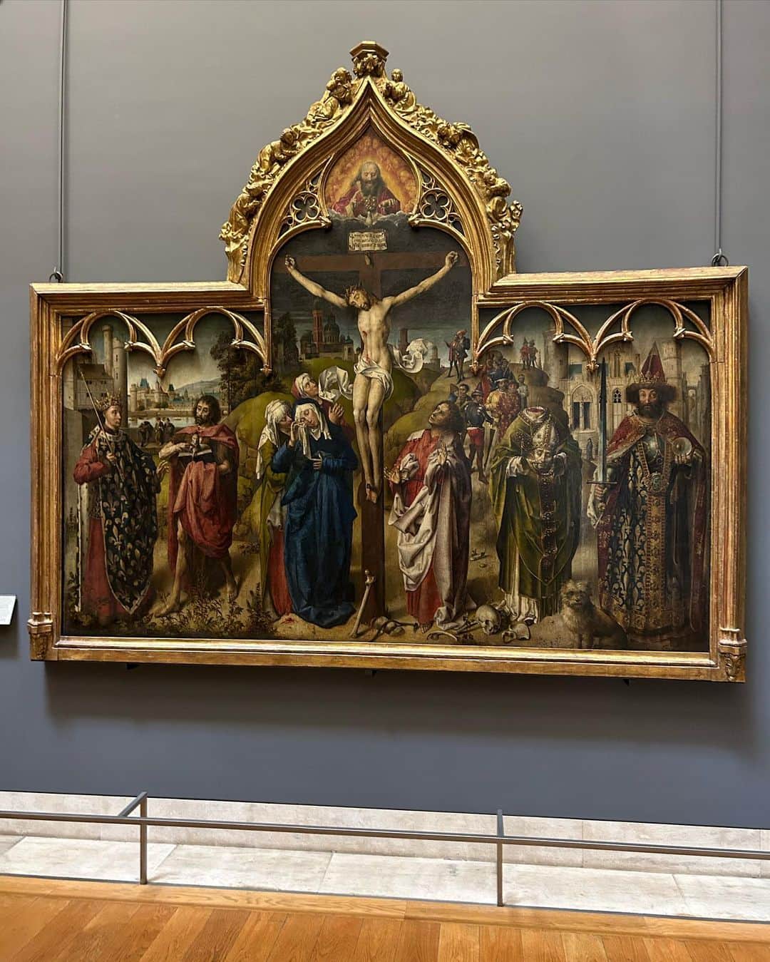 せいなさんのインスタグラム写真 - (せいなInstagram)「🎨ルーブル美術館🎨 ( @museelouvre ) . . もう、好きな絵がたくさんありすぎたぁ〜っ🥺❤️✨ . . 1日中眺められるくらいのたーくさんの絵🖼✨ 巨大なスケールの絵がたくさんあって自分が小さくなった気分だった✨✨ . . いつか素敵なお家に住んだら、 大きな絵画を飾りたいなっっ❤️✨ . . ルーブルに行く為に、絵画みたいなスカート履いていったよww💖✨ . . #france #photo #louvre #musse  #japanese #art  #paris #pariscollection #parismodel #fashionweek #parisfashionweek  #2023 #model #fashion #fashionmodel #shooting  #travel #パリコレ #パリ #パリファッションウィーク #パリコレランウェイ #ランウェイモデル #ファッションモデル #ファッションショー #モデル」4月4日 18時10分 - seina_k0403