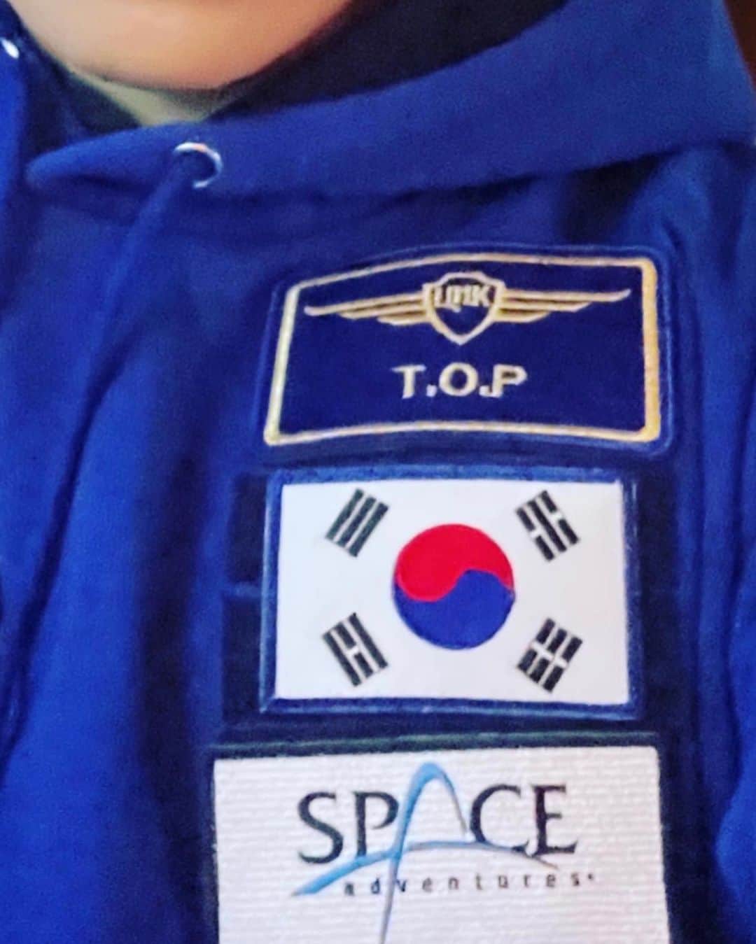 T.O.Pさんのインスタグラム写真 - (T.O.PInstagram)「@spacex @dearmoonproject 💫🇰🇷」4月4日 9時37分 - choi_seung_hyun_tttop