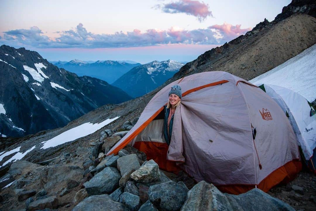 REIさんのインスタグラム写真 - (REIInstagram)「Happiest when ... ⛰️.  Photo: @pnw.intothewild」4月4日 10時00分 - rei