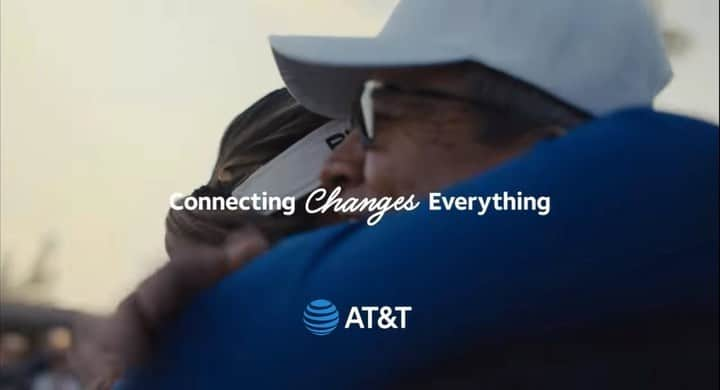 リセット・サラスのインスタグラム：「#ConnectingChangesEverything  25 years ago my dad made a call that would change everything. His courage and ambition is what initiated this journey and I can't thank him enough for all that he's done.   A huge thank you to the team at @att for wanting to do this project!」