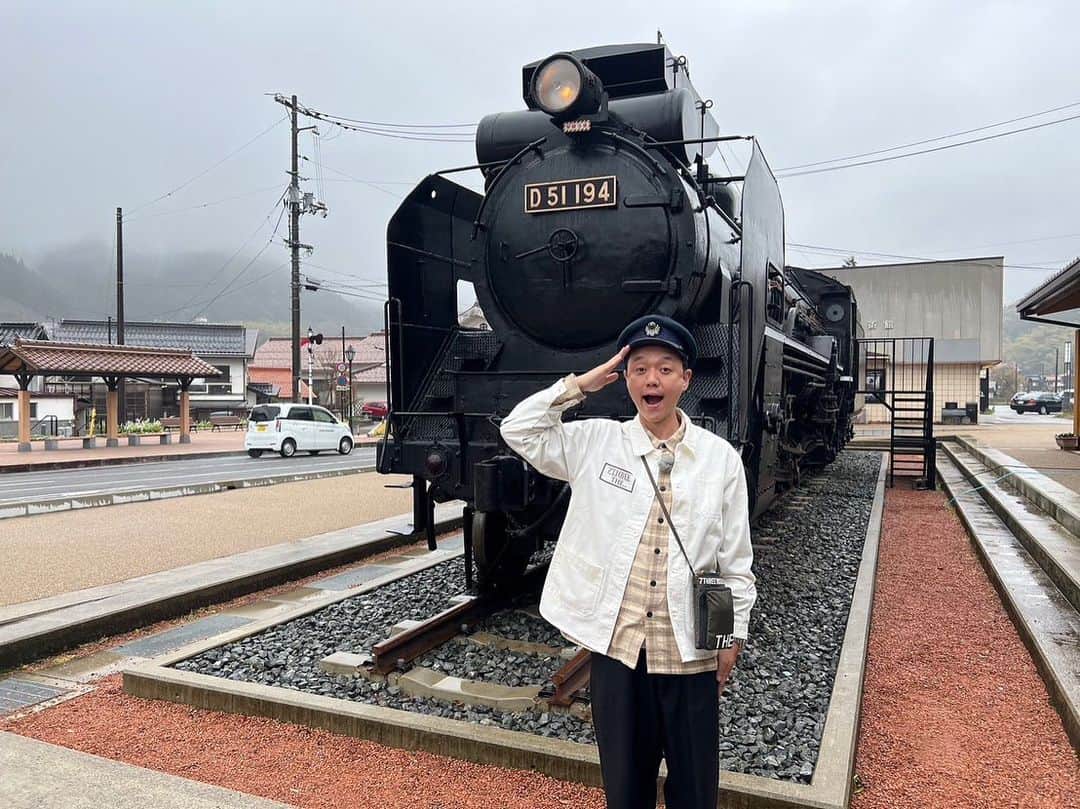 のインスタグラム：「昨日は#駅総選挙 見て頂きありがとうございました。 外国人の方の選ぶ日本の駅。 やはり着眼点が素晴らしいねぇ。 そんなとこを見るんだーとか、 そこは気づいてなかったとか。  改めて日本の鉄道駅は素敵なところが沢山あるんだなーという事を再確認出来る番組でした。 次回はどんな駅総選挙になるかなー？ 楽しみぃ。」
