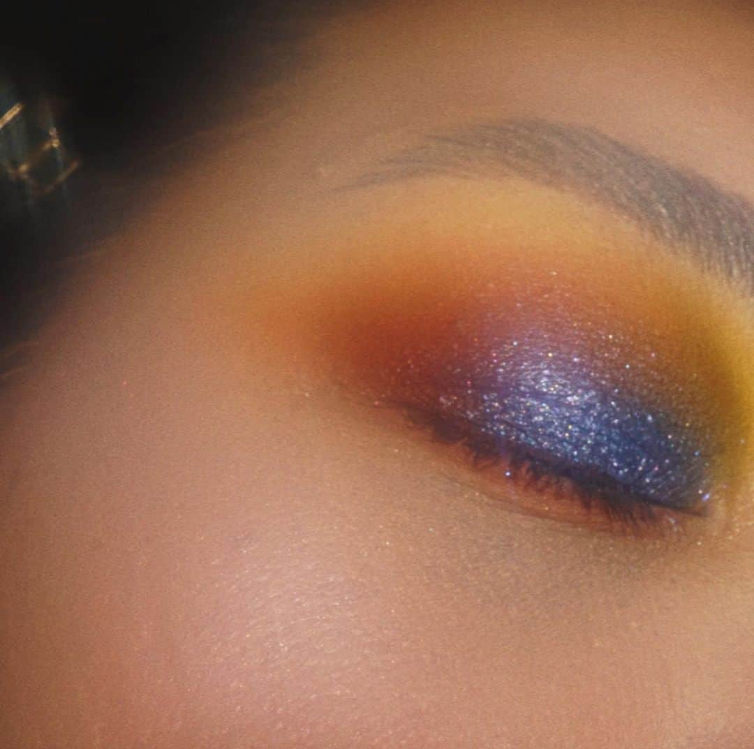 Sayaka Obaraのインスタグラム：「🌾🧡💙 @geologiecosmetics Wheatbelt palette. . . #geologiecosmetics」