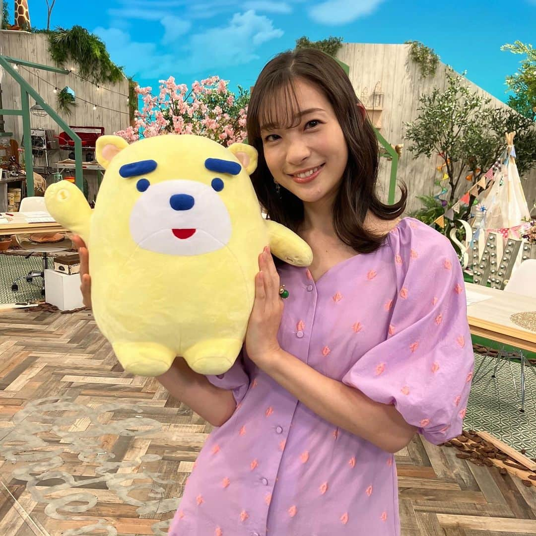 東海テレビ公式キャラクター「イッチー」のインスタグラム：「足立梨花さんとイッチー🥰 今週8日(土)23:40からスタートする #グランマの憂鬱 に出演されます！ ぜひご覧ください✨ #icchy  #足立梨花」