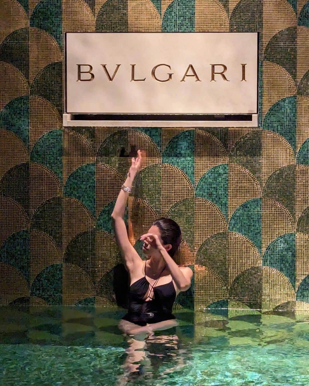 森星さんのインスタグラム写真 - (森星Instagram)「@bulgarihotels opening event in Tokyo. Such an honor to be the part of this celebration. Congratulations @bulgari for a new beginning! #bulgarihoteltokyo」4月4日 12時12分 - hikari