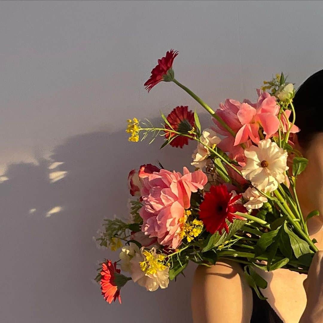 シン・ドヒョンのインスタグラム：「💐🌷🌹🥀🌸」
