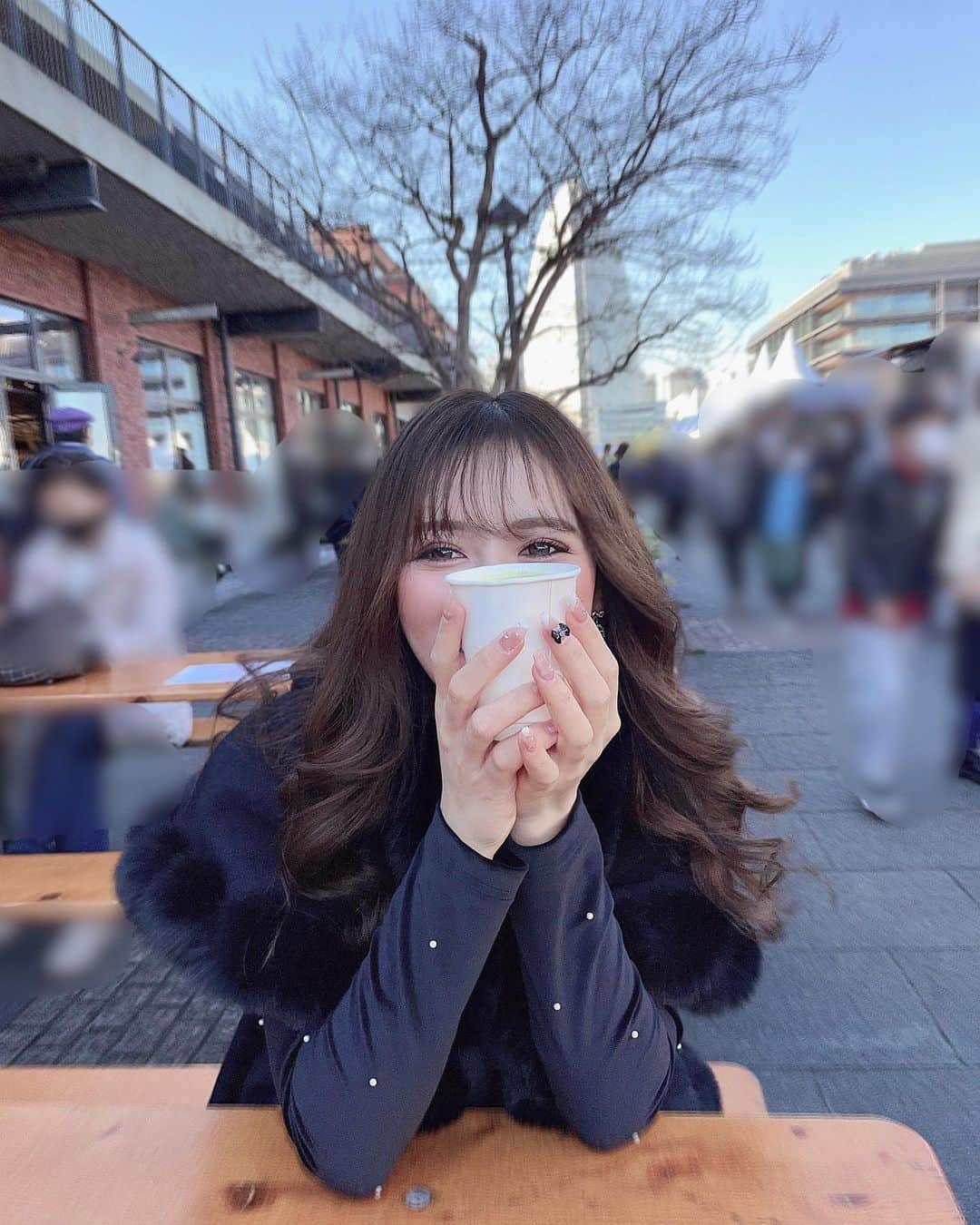 のインスタグラム：「. 冬の投稿まだ沢山残ってるから 時差で投稿載せておく👶🏻www  横浜良い場所だなあ☺️💞  #me」