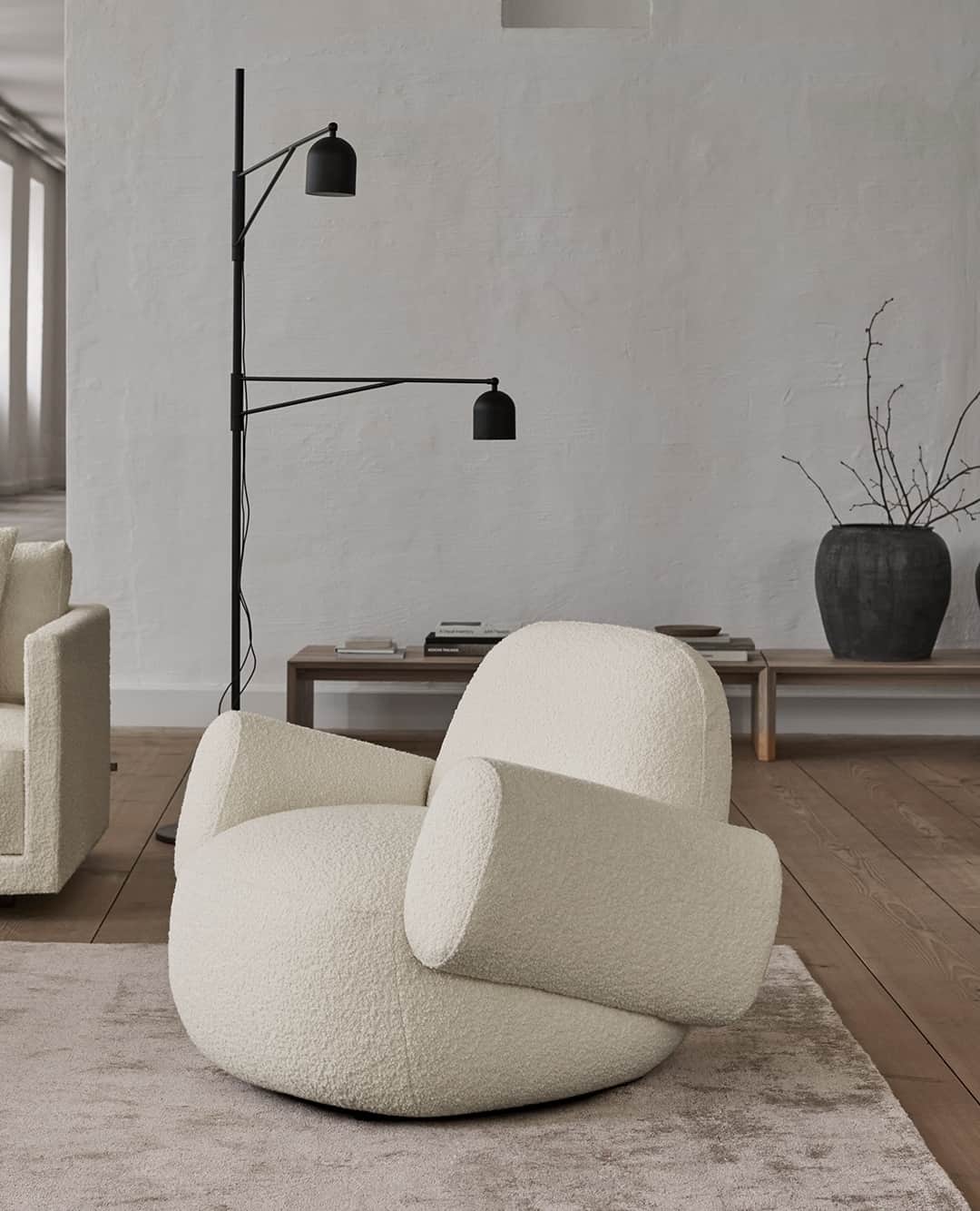 eilersenのインスタグラム：「Havana is designed by the Danish design duo Lab 15, which consists of Kristian Sofus Hansen and Tommy Hyldahl in close cooperation with Eilersen.⁠ ⁠ Havana draws you in with its sensual, soft, and round shapes, in which you immediately relax from the moment the gentle embrace of the chair surrounds you.⁠ ⁠ Havana: upholstered in Curl 20⁠ ⁠ ⁠ ⁠ ⁠  ⁠ #eilersen #eilersenfurniture #myeilersen #enjoyaneilersen #Havana #lab15 #homedecor #sofa #danishdesign #inredning #finahem #interiorlovers #interiordesign #modernliving #minimalism #nordiskehjem #nordicinspiration #nordicliving #craftsmanship #luxurylifestyle #boligindretning #designinterior #livingroominspo #boliginspiration #softminimalism #hemindredning #schönerwohnen #nordicminimalism #throughgenerations」