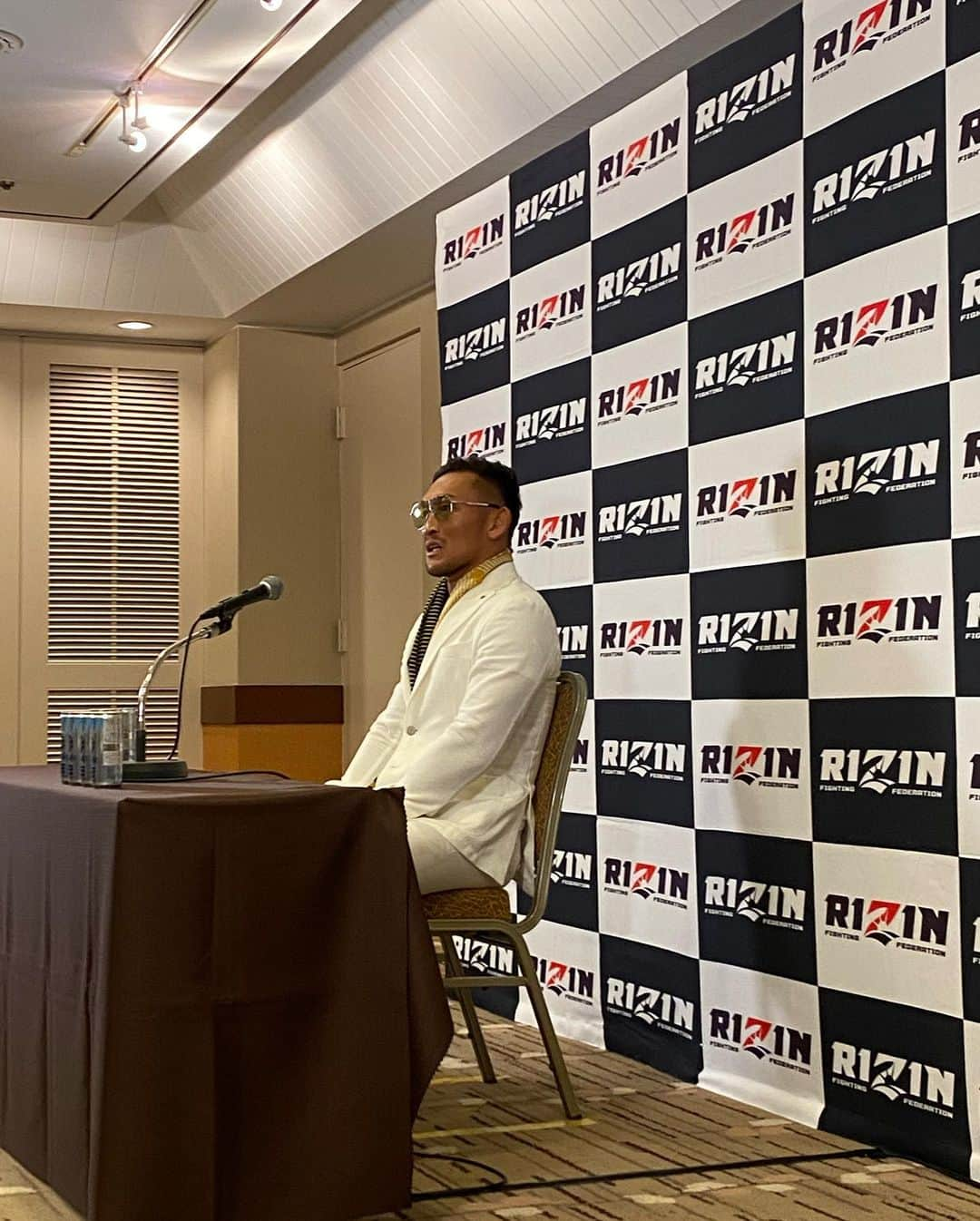 ストラッサー起一さんのインスタグラム写真 - (ストラッサー起一Instagram)「・ ・ RIZIN.41 FIGHT SHOES  #voileblanche」4月4日 15時14分 - kiichi_kunimoto